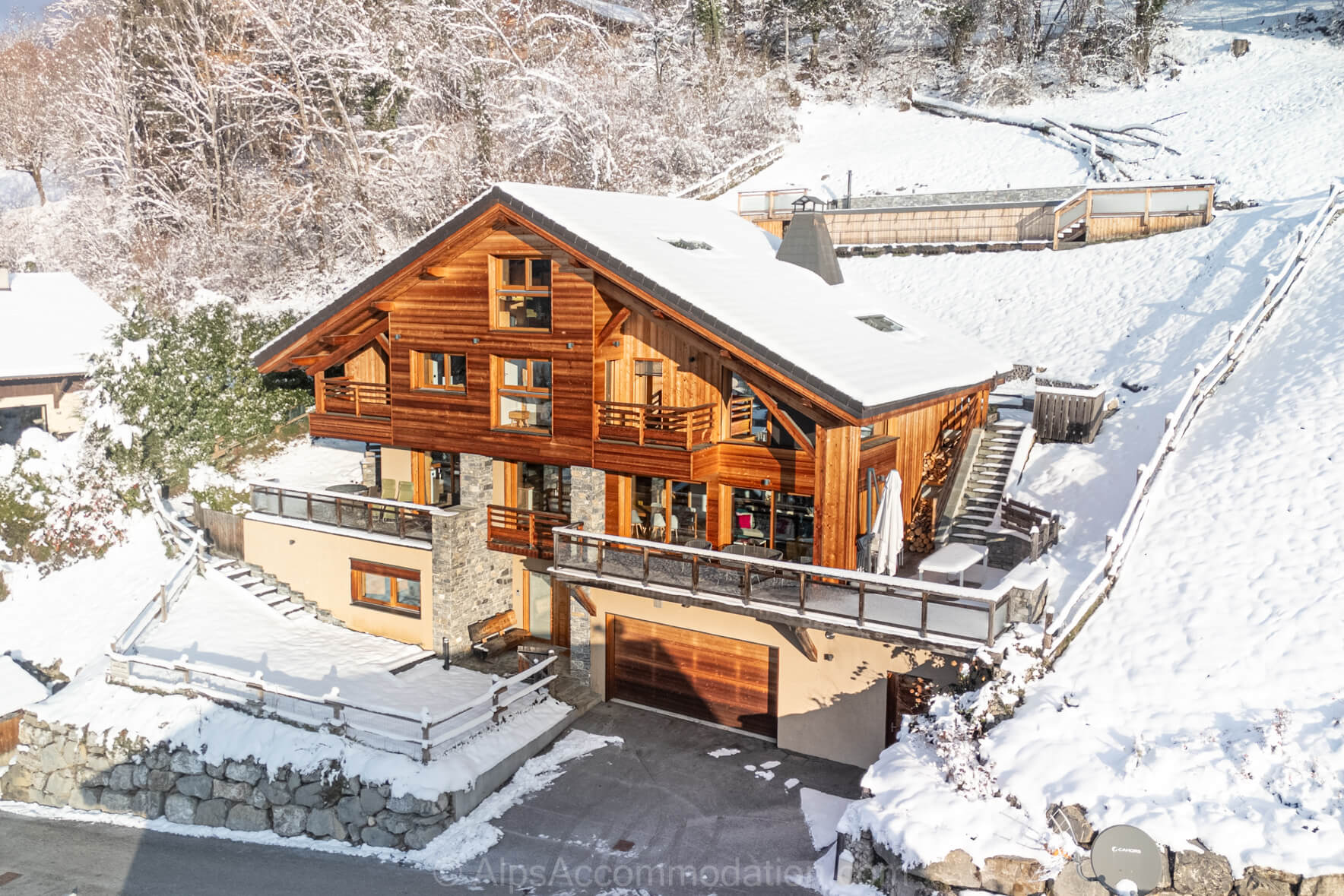 Chalet Gemini Samoëns - Un beau chalet de luxe sous une couche de neige